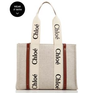Woody Medium Canvas Tote - NWOT (Duster included but has a mark from the box)